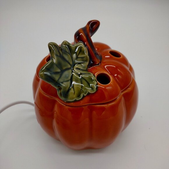 Yankee Candle - Pumpkin Electric Tart Wax Warmer Halloween, Fall, Autumn - new - Picture 2 of 5